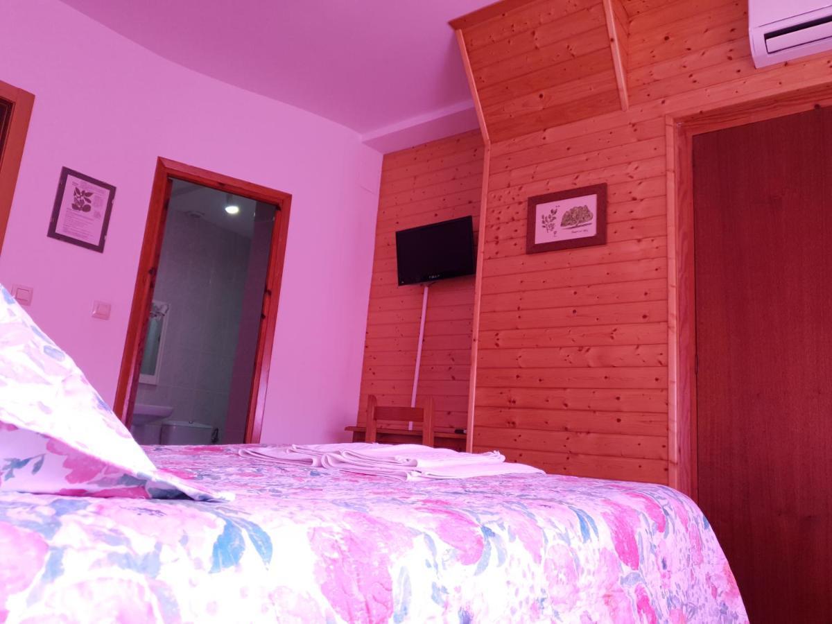Hostal Rio Mundo Riopar Exterior photo